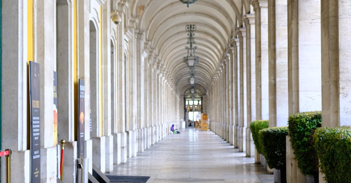 Creative Storage Solutions with Décor in Mind