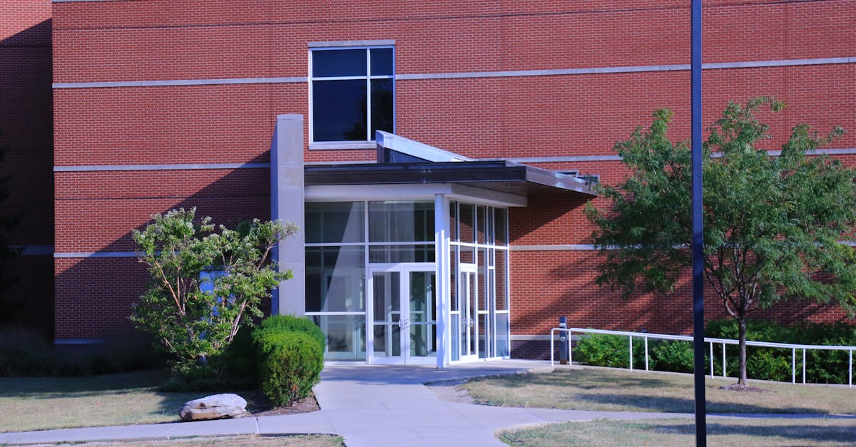 Eclectic Interior Design Ideas for Unique Garden Offices